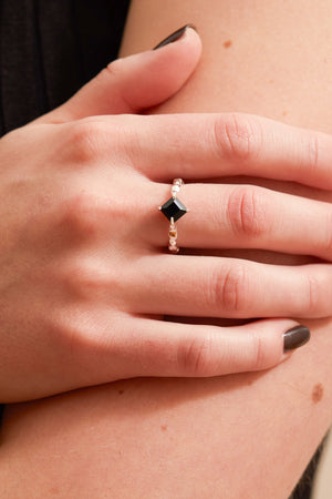 sterling silver onyx cocktail ring