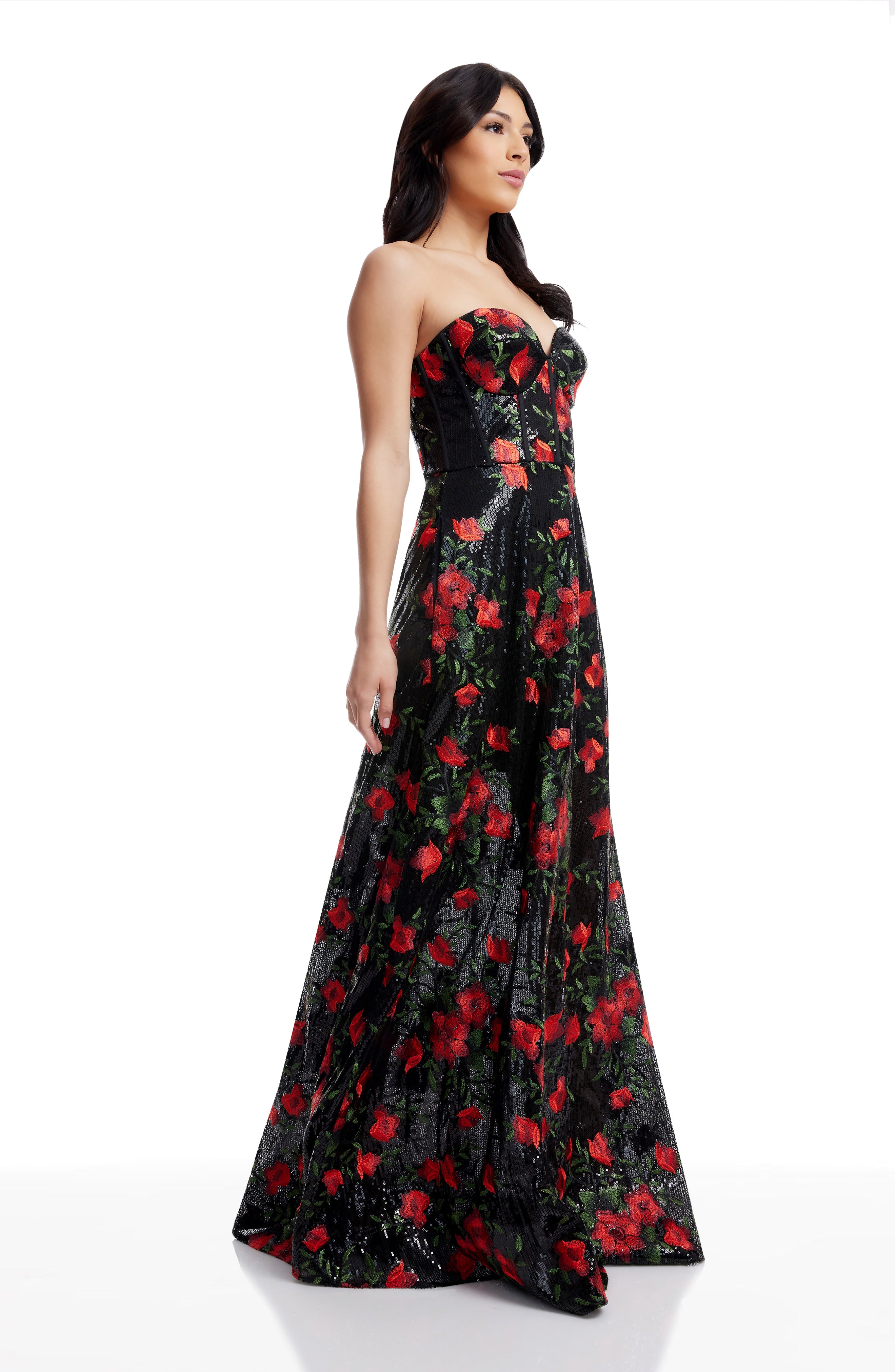 Daven Gown – Dress the Population