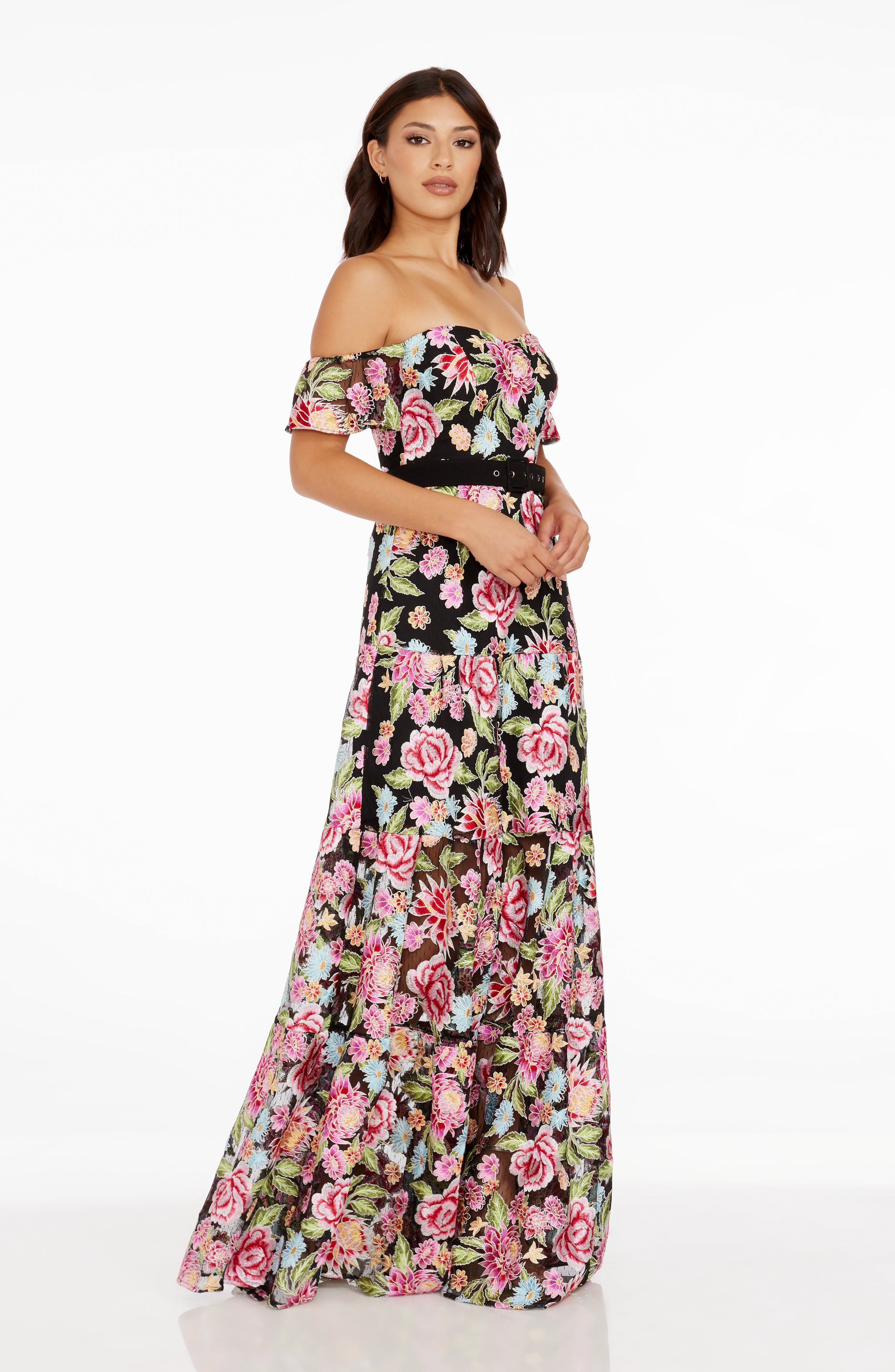 Lara Dress – Dress the Population