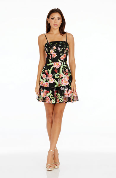 Lissa Dress – Dress the Population