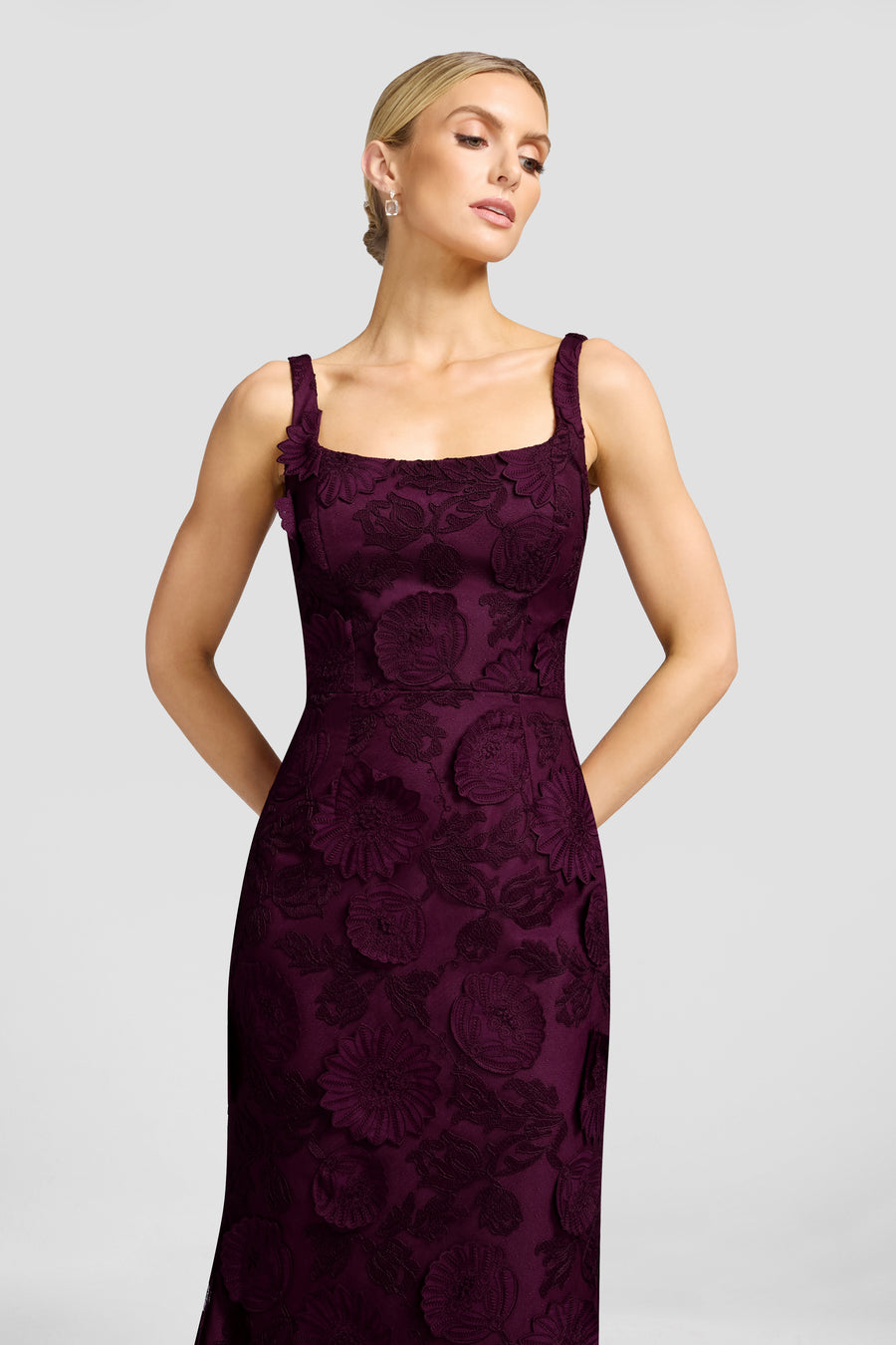 LORENA DRESS / DARK CHERRY