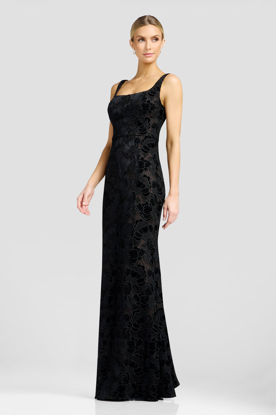 Lorena Gown / BLACK-MOCHA