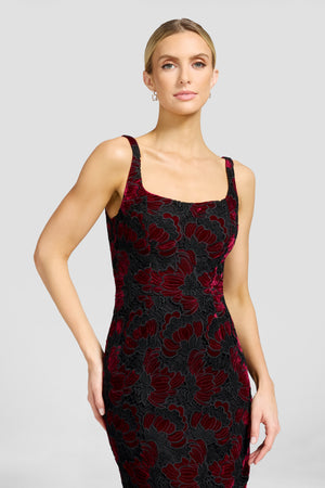 Lorena Gown / BURGUNDY MULTI