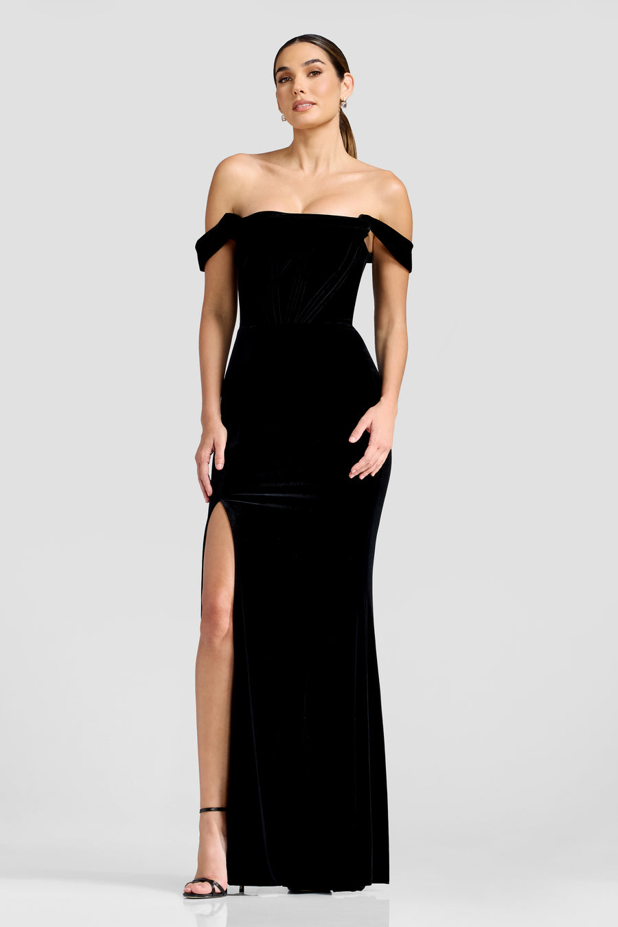 Melania Gown / BLACK