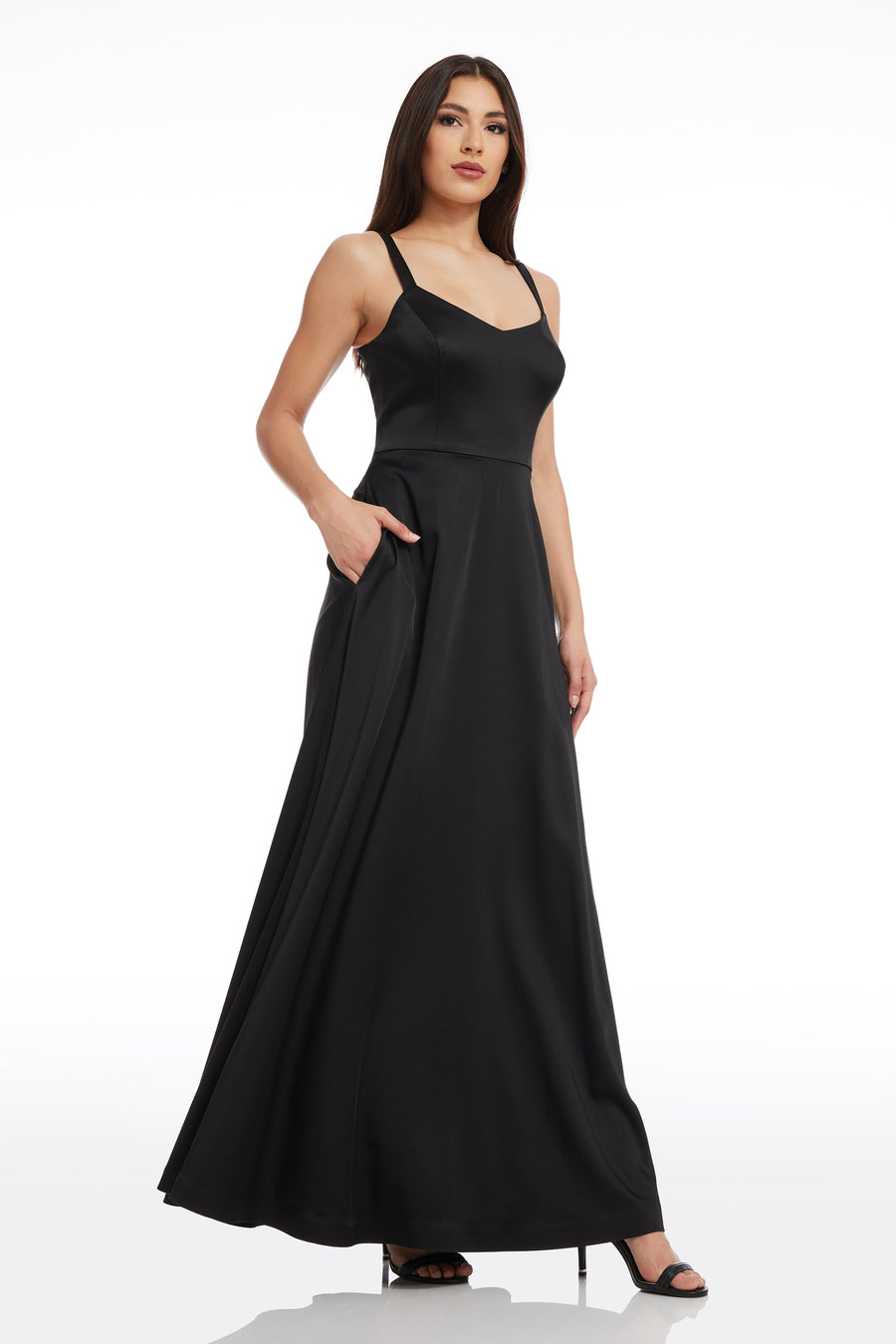 Nina Gown / BLACK