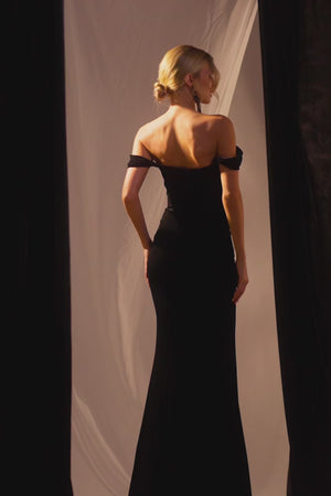 Melania Gown / BLACK